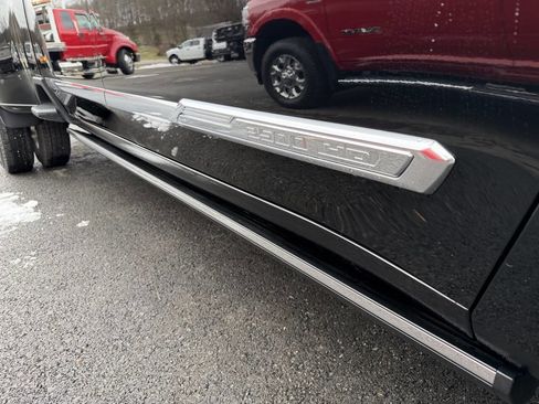 Used 2024 Chevrolet Silverado 3500 High Country w/ High Country Premium Package image 20