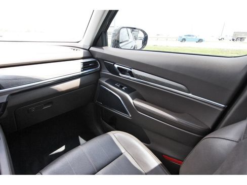 Used 2022 Kia Telluride SX AWD/4WD image 11