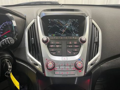 Used 2016 GMC Terrain SLT w/ Sun And Destination Package AWD/4WD image 22