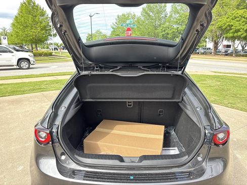 New 2026 MAZDA MAZDA3 2.5 S Hatchback w/ Premium Pkg FWD image 7