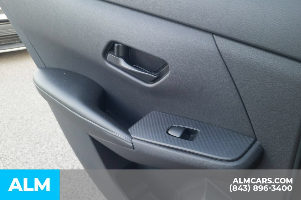 Used 2024 Nissan Sentra SV FWD image 23