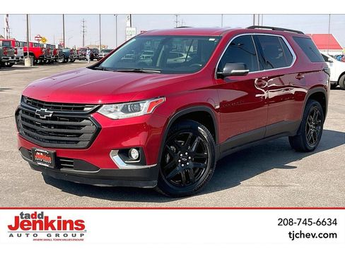 Used 2019 Chevrolet Traverse LT w/ LPO, Blackout Package image 1