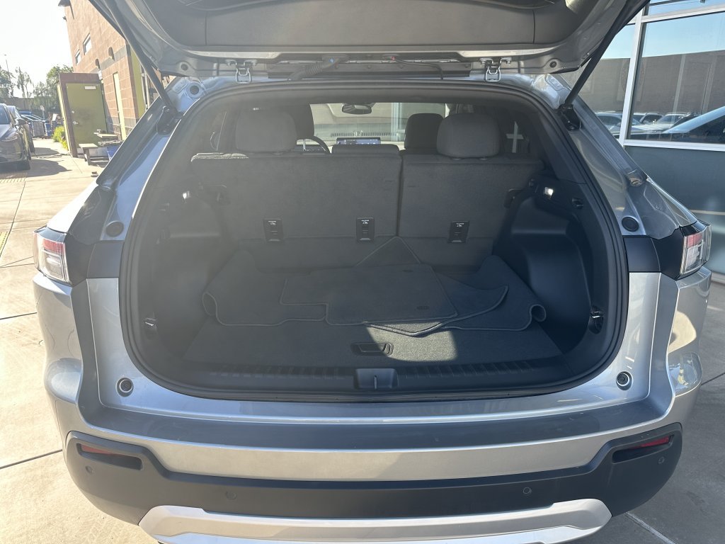 Used 2024 Honda Prologue EX image 36