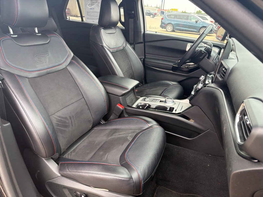 Used 2023 Ford Explorer ST w/ Equipment Group 401A AWD/4WD image 12