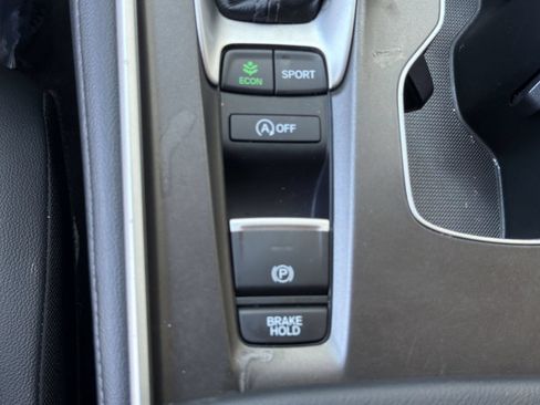 Used 2022 Honda Accord Sport Special Edition image 18