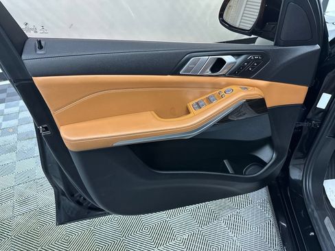 Used 2021 BMW X7 xDrive40i AWD/4WD image 11