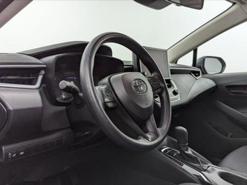 Used 2024 Toyota Corolla LE FWD image 23