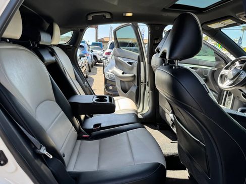 Used 2022 INFINITI QX55 Luxe w/ Accent Package AWD/4WD image 16