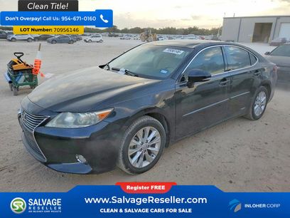 Used 2013 Lexus ES 300h w/ Luxury Pkg