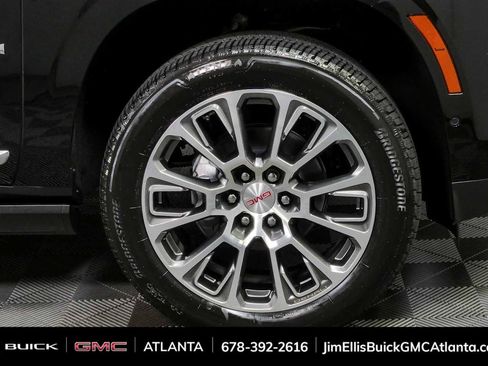 New 2026 GMC Yukon Denali w/ Denali Reserve Package AWD/4WD image 41
