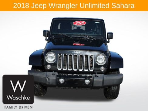 Used 2018 Jeep Wrangler Unlimited Sahara image 2