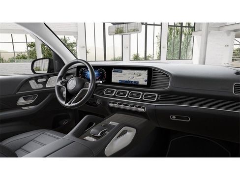 New 2026 Mercedes-Benz GLS 450 4MATIC image 6