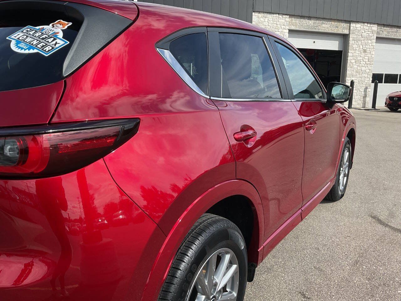 Used 2025 MAZDA CX-5 AWD 2.5 S w/ Select Package image 5