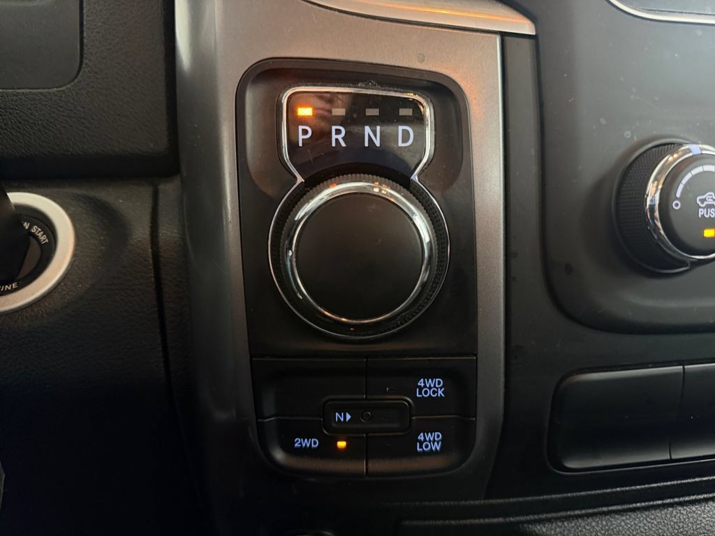 Used 2024 RAM 1500 Classic SLT AWD/4WD image 18