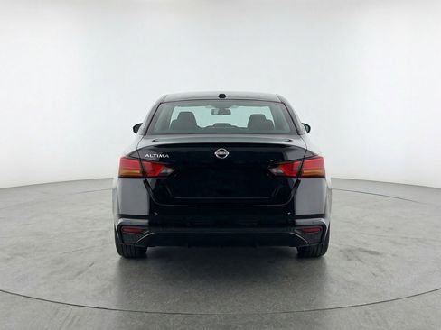 Used 2025 Nissan Altima 2.5 SV FWD image 7