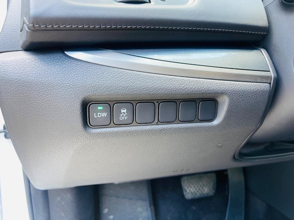 Used 2014 Acura RLX FWD image 25