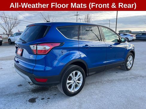 Used 2017 Ford Escape SE w/ SE Cold Weather Package image 5