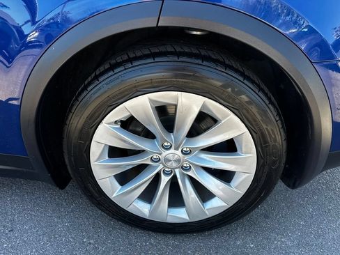 Used 2020 Tesla Model X Long Range AWD/4WD image 10