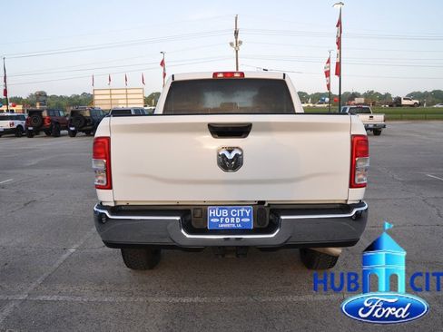 Used 2024 RAM 2500 Big Horn AWD/4WD image 4