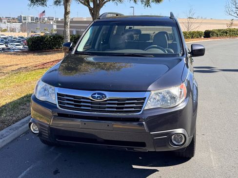 Used 2010 Subaru Forester 2.5X Limited w/ Popular Equipment Group 5B image 4
