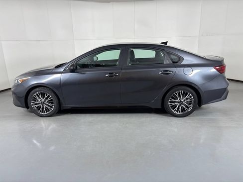 Used 2023 Kia Forte GT-Line w/ GT-Line Technology Package FWD image 5
