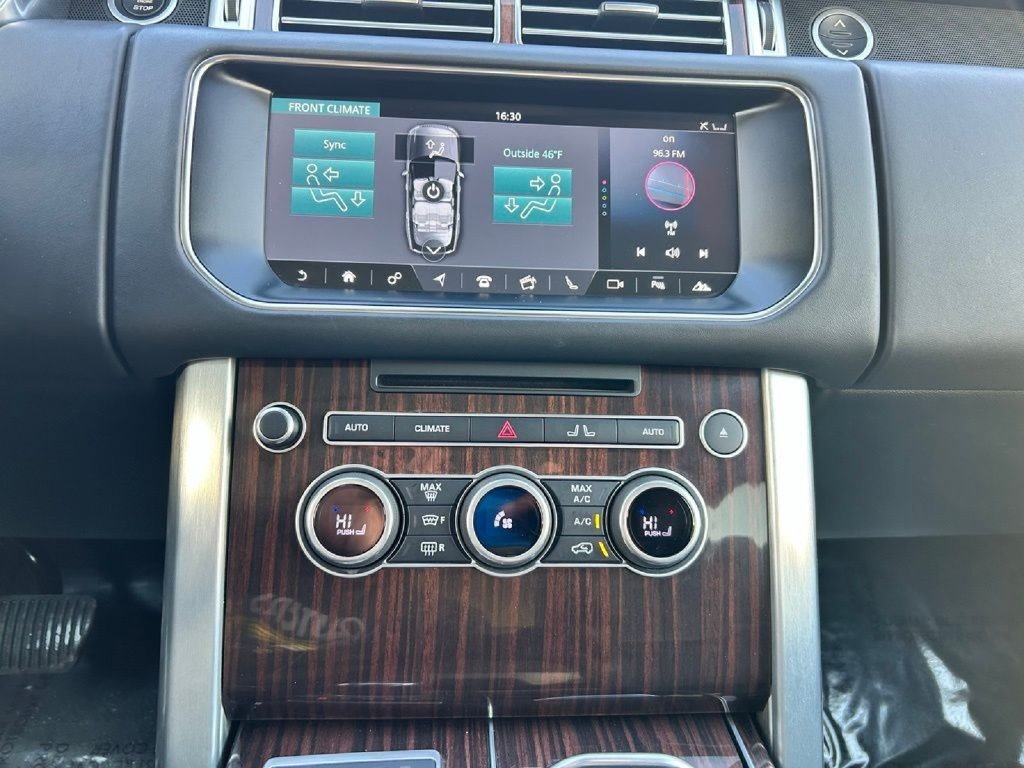 Used 2017 Land Rover Range Rover HSE AWD/4WD image 21