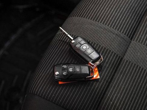 Used 2016 Ford F150 XLT w/ Equipment Group 302A Luxury image 50