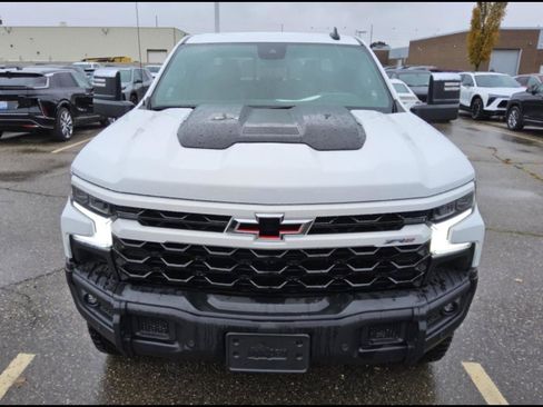 Used 2024 Chevrolet Silverado 1500 ZR2 w/ ZR2 Bison Edition image 2