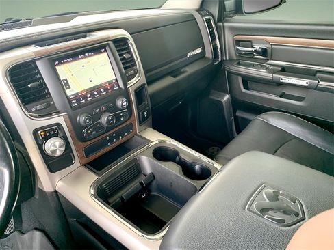 Used 2019 RAM 1500 Laramie w/ Convenience Group image 38