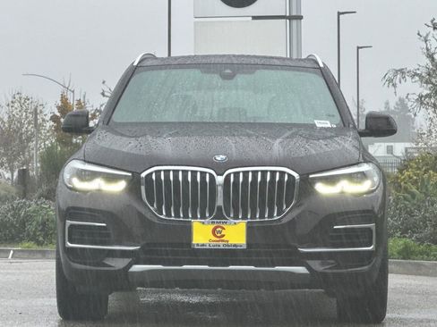 Used 2022 BMW X5 sDrive40i w/ Climate Comfort Package image 8