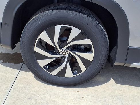 New 2026 Volkswagen Tiguan S FWD image 5