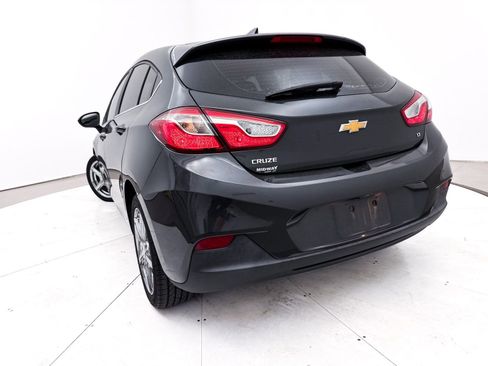 Used 2018 Chevrolet Cruze LT image 7