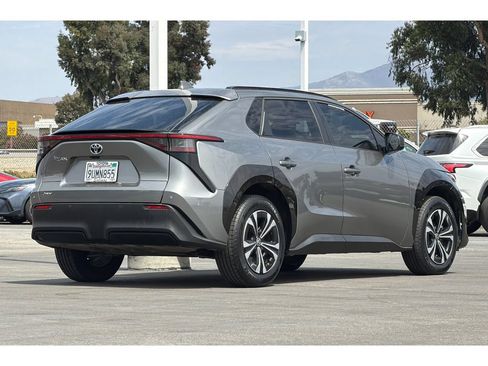 Used 2025 Toyota bZ4X FWD w/ Weather Package image 4