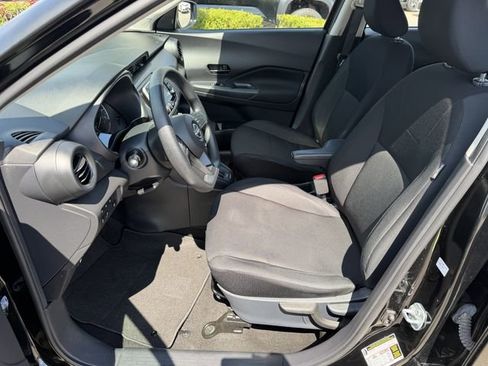 Used 2024 Nissan Kicks S FWD image 19