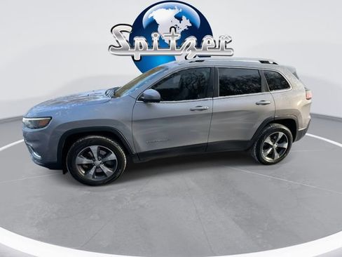 Used 2019 Jeep Cherokee Limited w/ Technology Group image 4