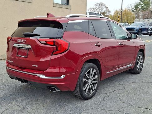 Used 2019 GMC Terrain Denali w/ Advanced Safety Package image 6