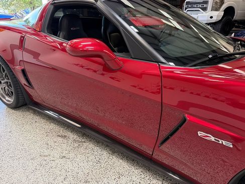 Used 2011 Chevrolet Corvette Z06 RWD image 39