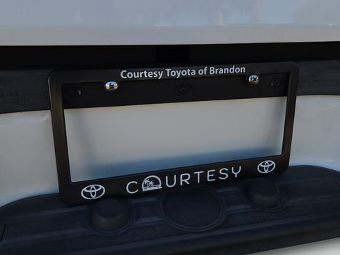 Used 2014 Toyota Tacoma PreRunner image 8