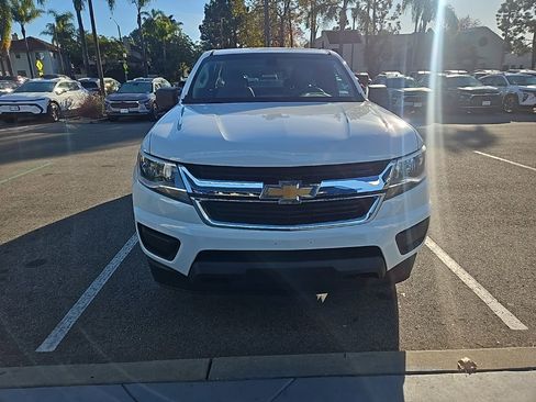 Used 2019 Chevrolet Colorado W/T w/ WT Convenience Package image 2