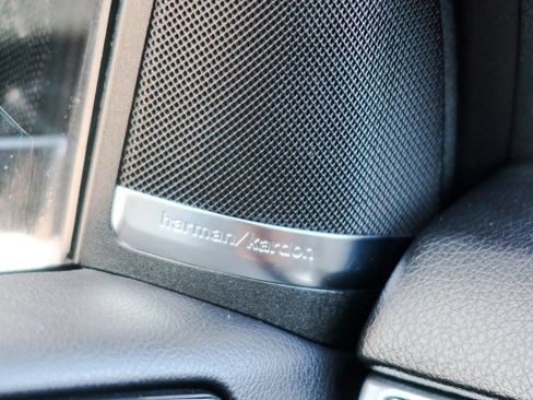Used 2017 Mercedes-Benz GLE 350 4MATIC w/ Premium 2 Package image 12
