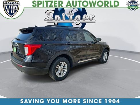 Used 2023 Ford Explorer XLT image 9