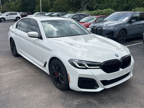 Used 2021 BMW 540i xDrive w/ M Sport Package AWD/4WD image 11