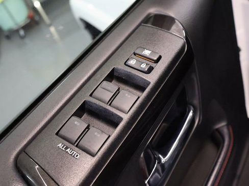 Used 2021 Toyota 4Runner TRD Off-Road Premium image 9