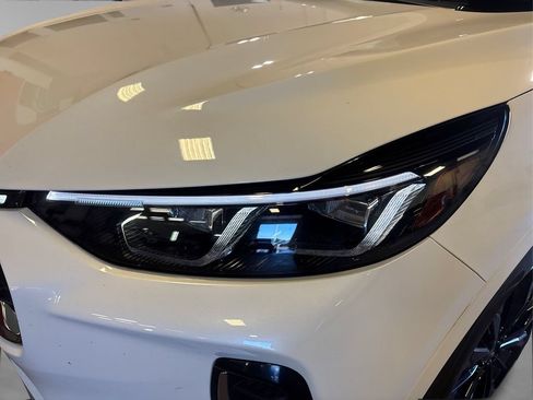 Certified 2023 Ford Escape ST-Line Elite AWD/4WD image 20