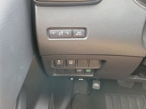 Certified 2021 Nissan Rogue Sport S FWD image 22