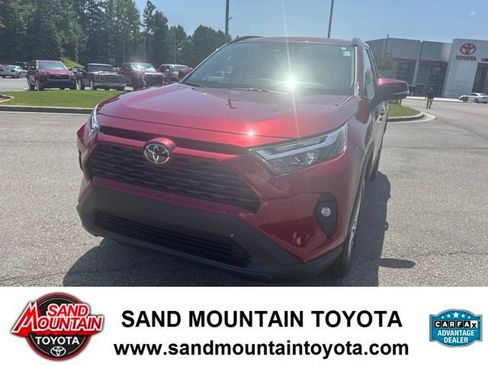 Used 2023 Toyota RAV4 XLE Premium FWD image 6