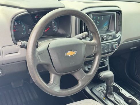 Used 2018 Chevrolet Colorado W/T image 11