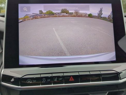 New 2026 Jeep Compass Latitude image 17