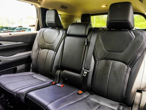 Used 2023 INFINITI QX60 Luxe w/ Cargo Package AWD/4WD image 37