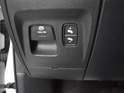 Used 2022 RAM 1500 Big Horn image 17